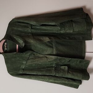 Solitaire green suede long sleeve shirt pockets size small trendy color boho